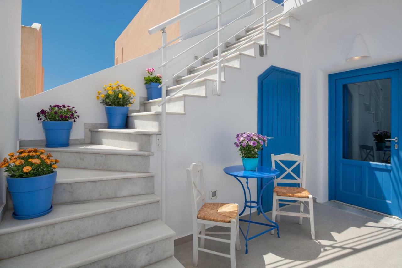 Break Hotel Fira (Santorini)